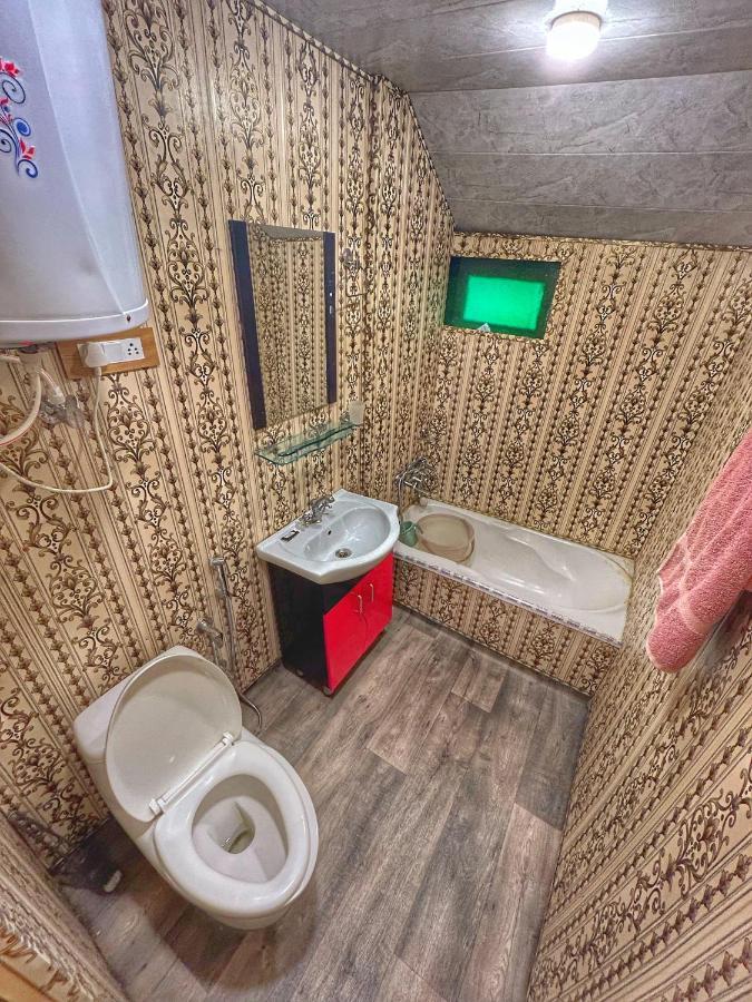 Готель Exotic Young Shreen Houseboat Срінагар Екстер'єр фото
